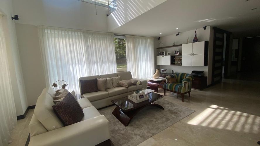 Casa de 3 alcobas en venta en Pance, Palmira, 364 m² · foto 9 de 20