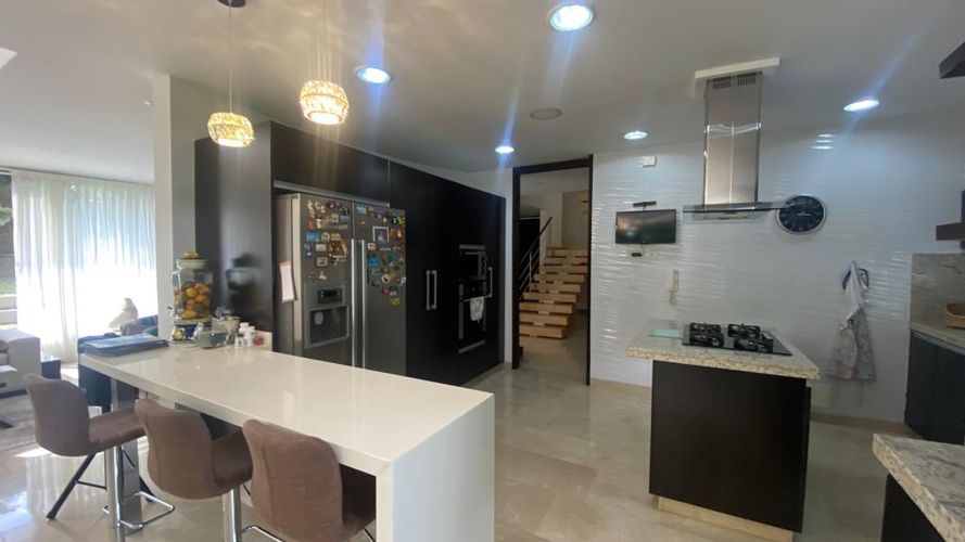 Casa de 3 alcobas en venta en Pance, Palmira, 364 m² · foto 11 de 20