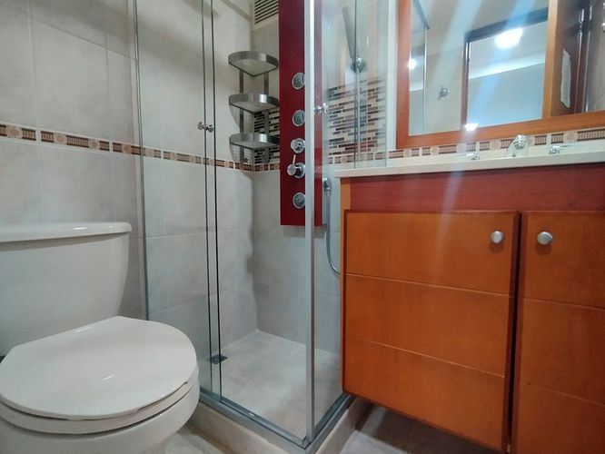 Apartamento de 2 alcobas en arriendo en El Poblado, Medellín, 70 m² · foto 12 de 13