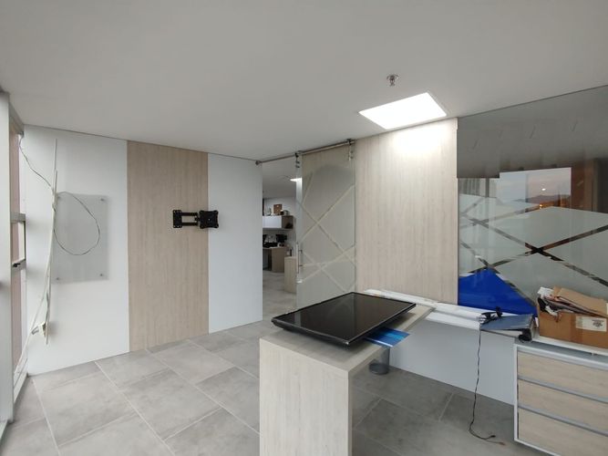 Oficina en arriendo en Los Alpes, Pereira, 50 m² · foto 5 de 7