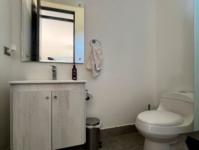 Casa de 4 alcobas en venta en El Porvenir, Rionegro, 360 m² · foto 13 de 15