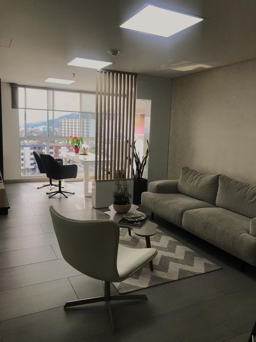 Oficina en venta en Los Alpes, Pereira, 35 m² · foto 2 de 5