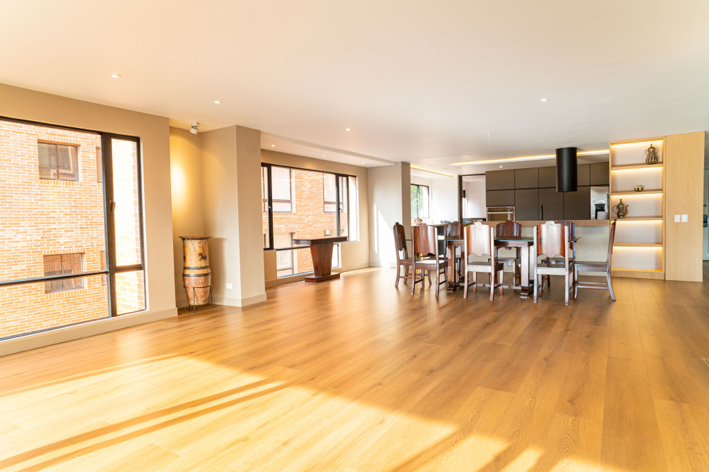 Apartamento en venta en Los Rosales, Bogotá · foto 2 de 24
