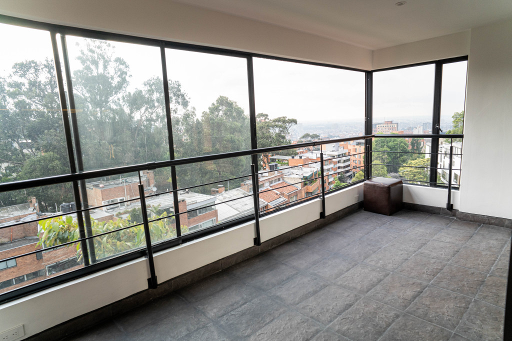Apartamento en venta en Los Rosales, Bogotá · foto 7 de 24