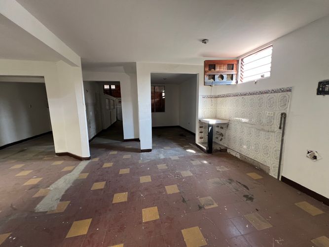 Bodega en venta en Junin, Cali, 420 m² · foto 20 de 23