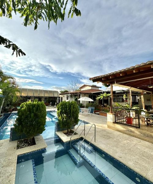 Casa de 6 alcobas en arriendo en Apiay, Villavicencio, 1000 m² · foto 9 de 17