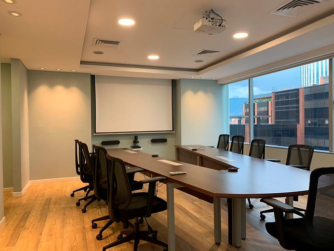Oficina en arriendo en El Poblado, Medellín, 500 m² · foto 4 de 13