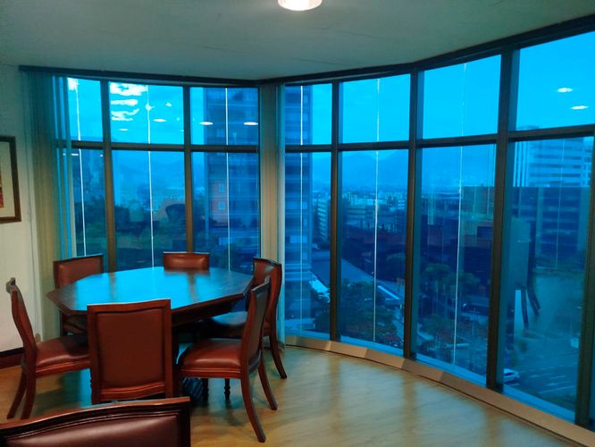 Oficina en arriendo en El Poblado, Medellín, 61 m² · foto 4 de 19