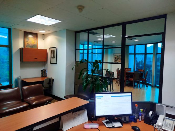 Oficina en arriendo en El Poblado, Medellín, 61 m² · foto 16 de 19