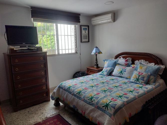 Casa de 8 alcobas en venta en Santa Monica, Cali, 1012 m² · foto 9 de 22