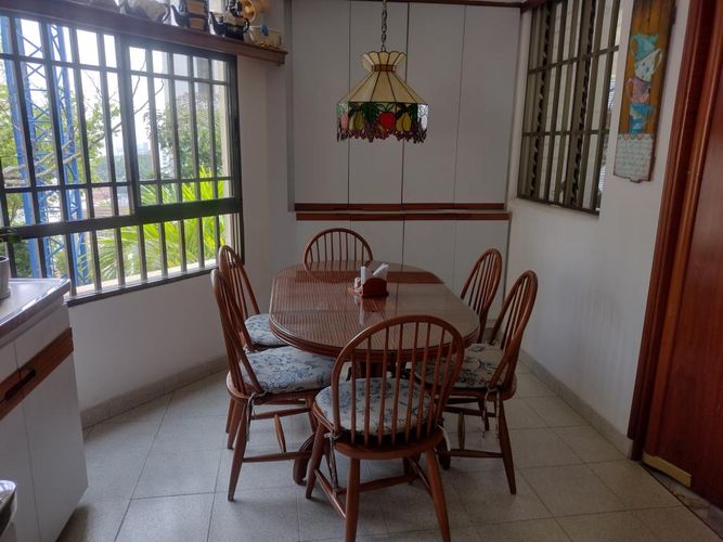 Casa de 8 alcobas en venta en Santa Monica, Cali, 1012 m² · foto 14 de 22