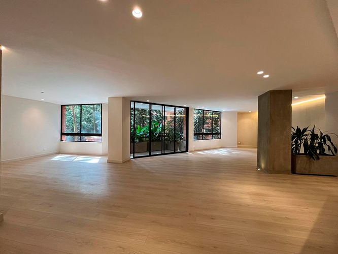 Apartamento en venta en El Poblado, Medellín · foto 3 de 16