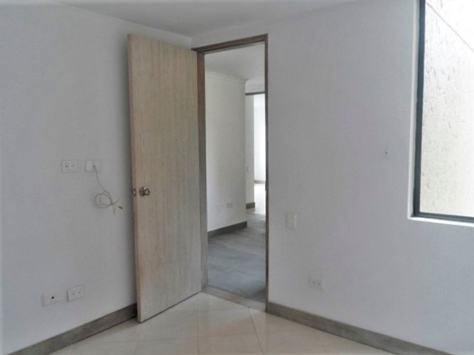 Apartamento de 3 alcobas en venta en El Poblado, Medellín, 113 m² · foto 12 de 16