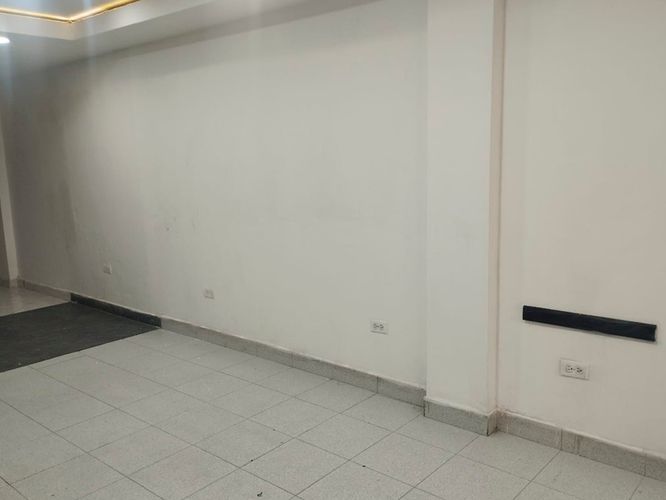 Local en arriendo en El Poblado, Medellín, 90 m² · foto 3 de 9