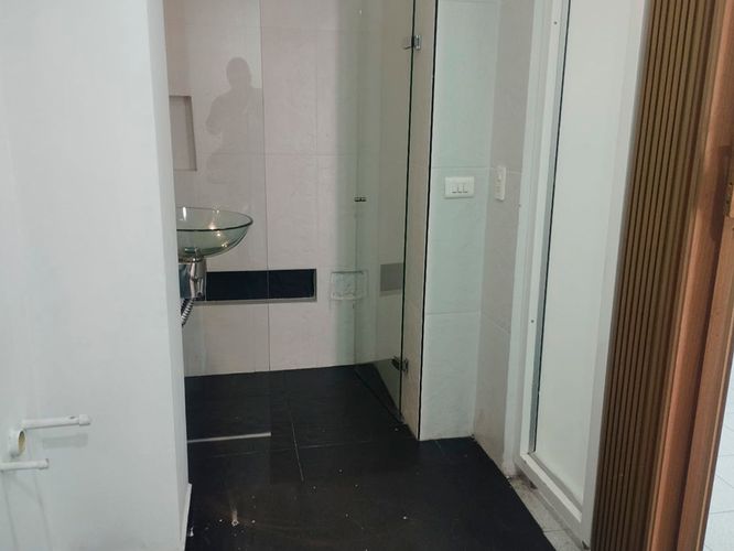 Local en arriendo en El Poblado, Medellín, 90 m² · foto 7 de 9