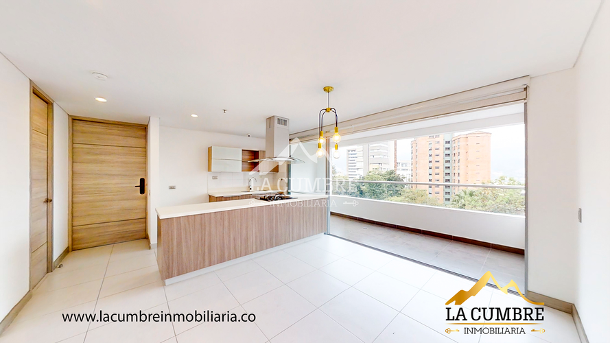 Apartamento de 3 alcobas en arriendo en Castropol, Medellín, 130 m² · foto 3 de 18