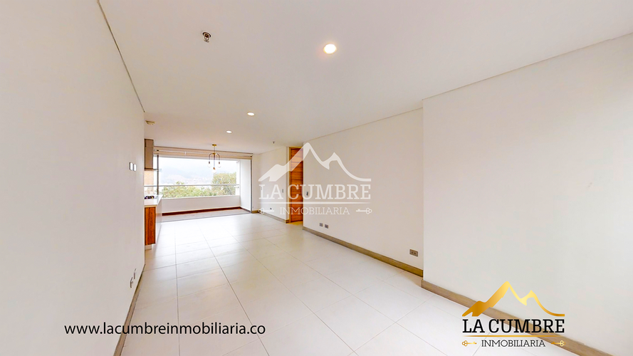 Apartamento de 3 alcobas en arriendo en Castropol, Medellín, 130 m² · foto 5 de 18