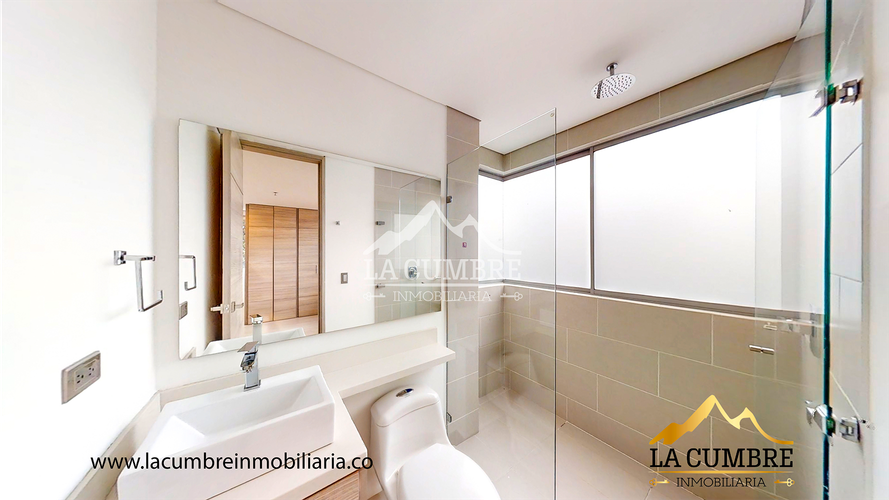 Apartamento de 3 alcobas en arriendo en Castropol, Medellín, 130 m² · foto 18 de 18