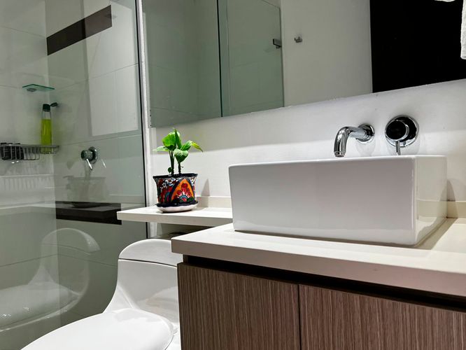 Apartamento de 3 alcobas en arriendo en El Poblado, Medellín, 120 m² · foto 17 de 19