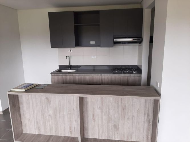 Apartamento de 2 alcobas en venta en El Porvenir, Rionegro, 77 m² · foto 2 de 17