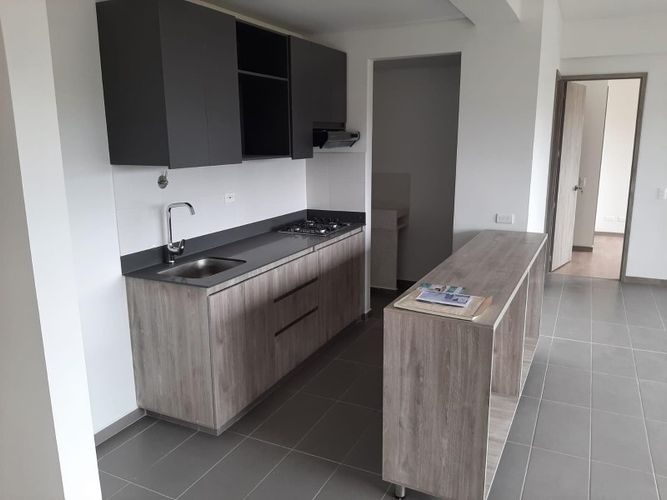 Apartamento de 2 alcobas en venta en El Porvenir, Rionegro, 77 m² · foto 3 de 17
