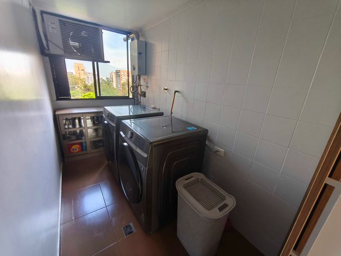 Apartamento de 3 alcobas en venta en Los Balsos, Medellín, 154 m² · foto 11 de 24