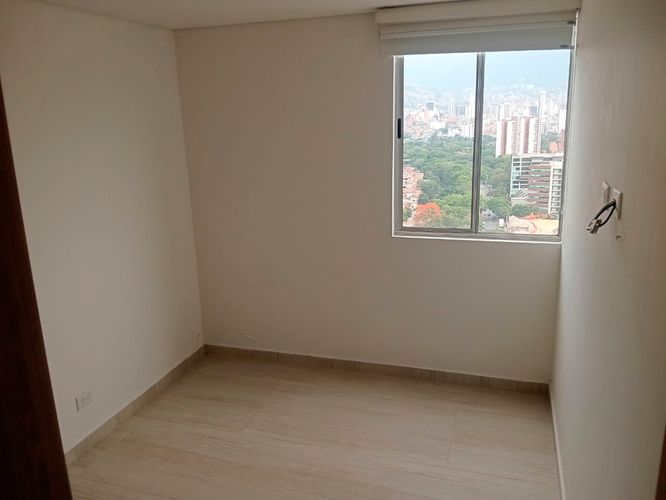 Apartamento de 3 alcobas en arriendo en Laureles, Medellín, 106 m² · foto 11 de 20