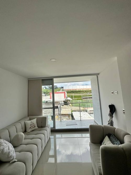 Apartamento de 3 alcobas en venta en Palmas De Belmonte, Pereira, 78 m² · foto 3 de 15