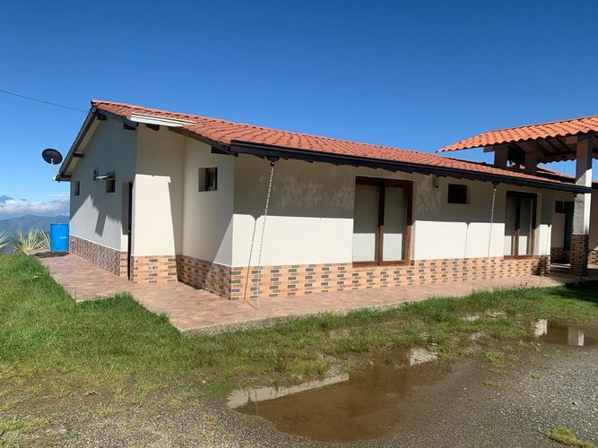 Casa de 4 alcobas en venta en La Catedral, Envigado · foto 15 de 17