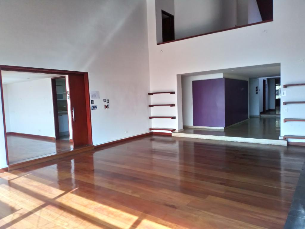 Apartamento en venta en Chico Norte, Bogotá · foto 8 de 24