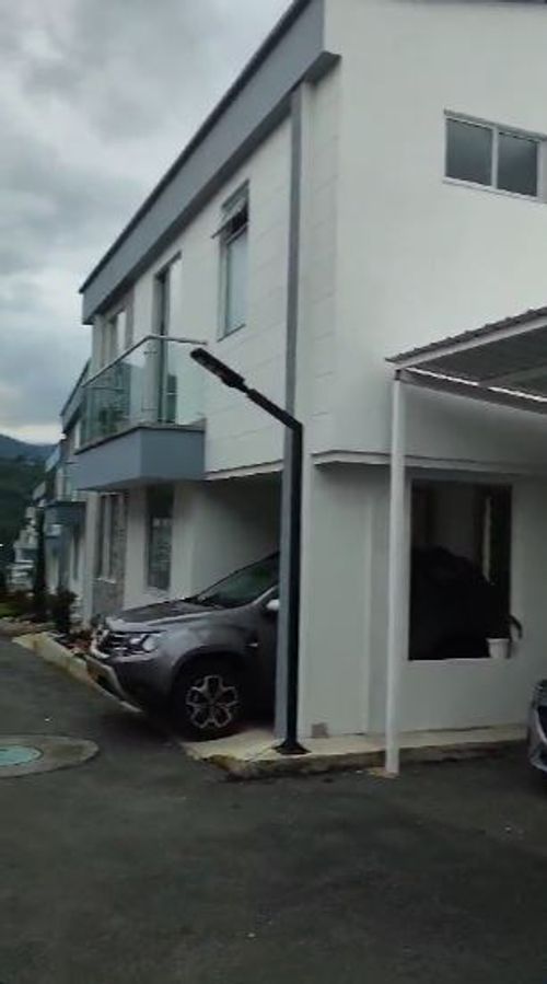 Casa de 3 alcobas en venta en Norte De Armenia, Armenia, 140 m² · foto 2 de 21