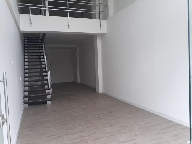 Local en arriendo en Pinares, Pereira, 88 m² · foto 2 de 2