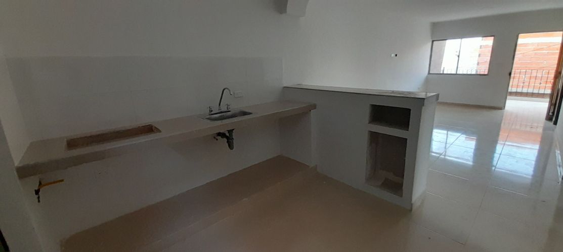 Apartamento de 3 alcobas en venta en El Manantial, Soledad, 72 m² · foto 4 de 11