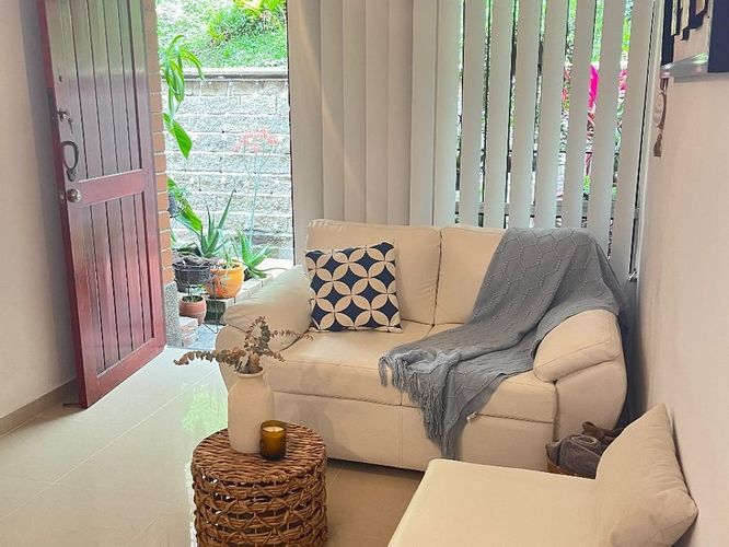 Casa de 3 alcobas en venta en El Poblado, Medellín, 73 m² · foto 2 de 16
