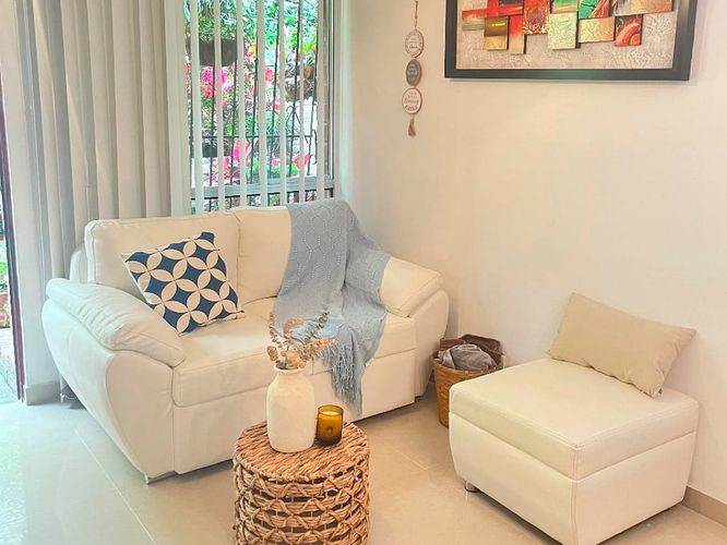 Casa de 3 alcobas en venta en El Poblado, Medellín, 73 m² · foto 3 de 16