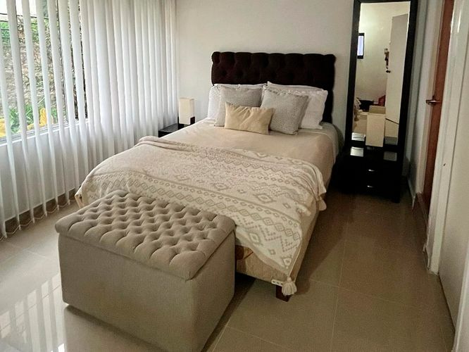 Casa de 3 alcobas en venta en El Poblado, Medellín, 73 m² · foto 10 de 16