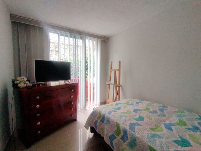 Casa de 3 alcobas en venta en El Poblado, Medellín, 73 m² · foto 13 de 16