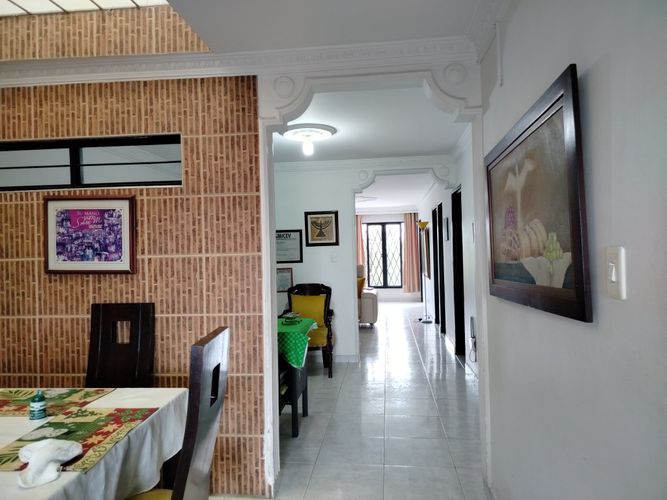 Edificio en venta en Ulpiano Lloreda, Cali, 596 m² · foto 12 de 24