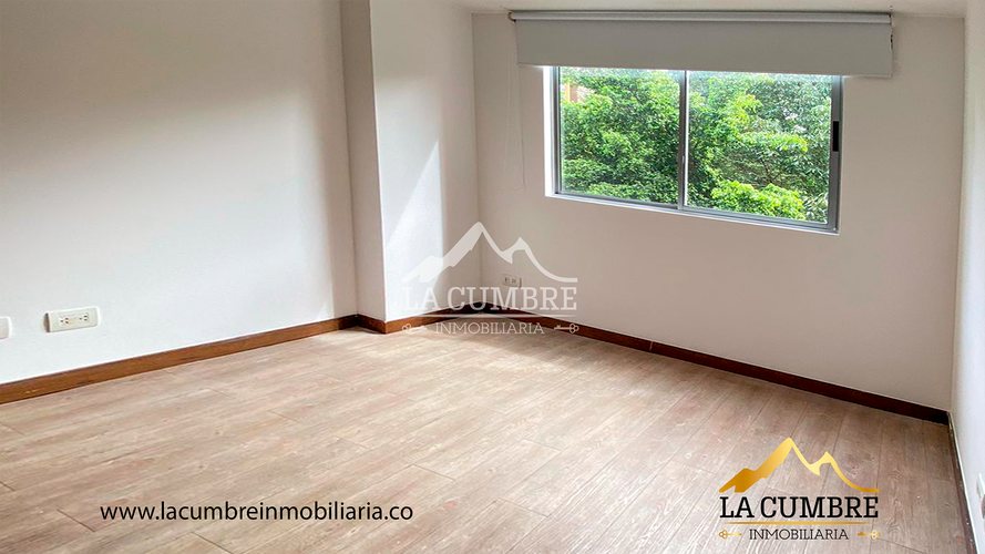 Apartamento de 2 alcobas en arriendo en Castropol, Medellín, 100 m² · foto 7 de 9