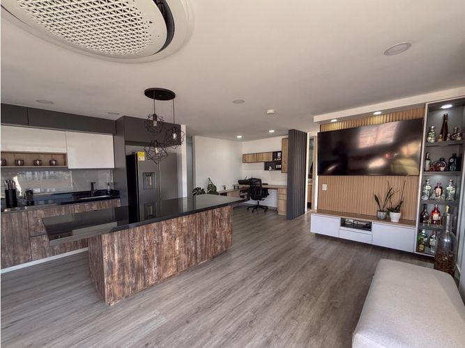 Apartamento de 3 alcobas en venta en Bucaros, Bello, 99 m² · foto 3 de 14