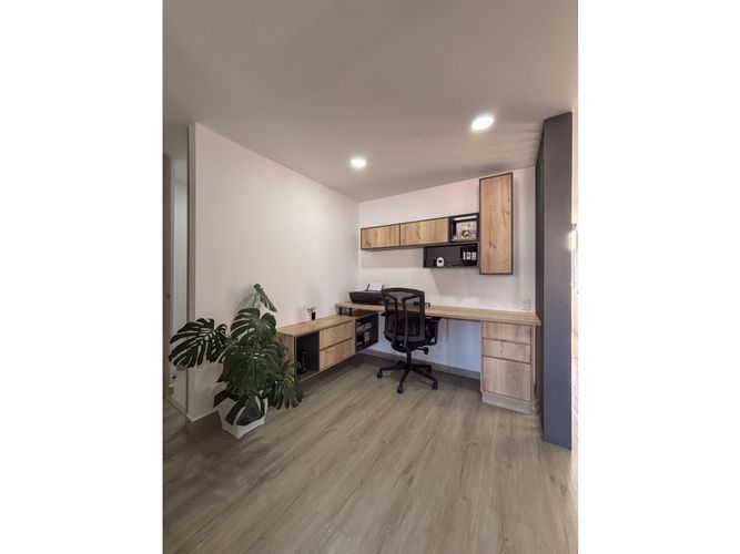 Apartamento de 3 alcobas en venta en Bucaros, Bello, 99 m² · foto 6 de 14