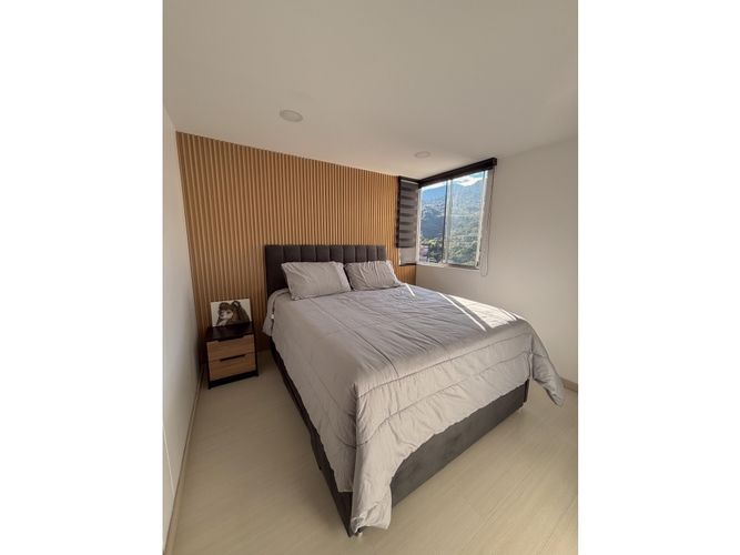 Apartamento de 3 alcobas en venta en Bucaros, Bello, 99 m² · foto 11 de 14