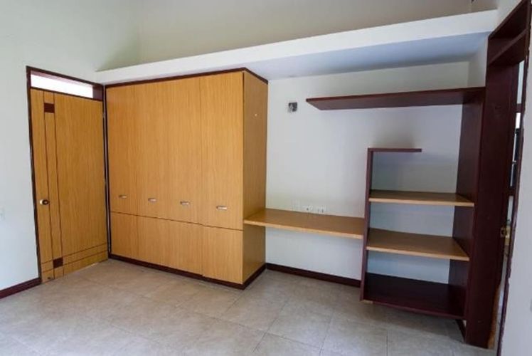 Casa de 3 alcobas en venta en Cerritos, Pereira, 274 m² · foto 6 de 9