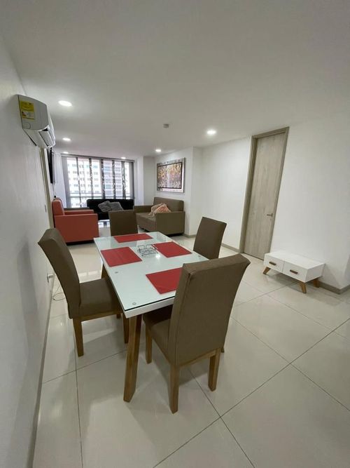 Apartamento de 2 alcobas en venta en Crespo, Cartagena, 106 m² · foto 3 de 13