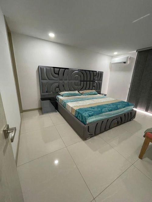 Apartamento de 2 alcobas en venta en Crespo, Cartagena, 106 m² · foto 5 de 13