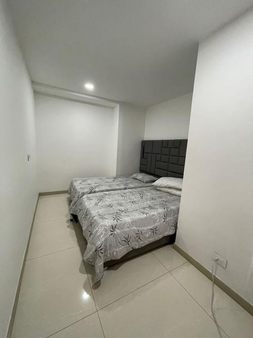 Apartamento de 2 alcobas en venta en Crespo, Cartagena, 106 m² · foto 7 de 13