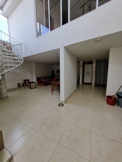 Casa de 5 alcobas en venta en Miraflores, Cali, 500 m² · foto 15 de 19