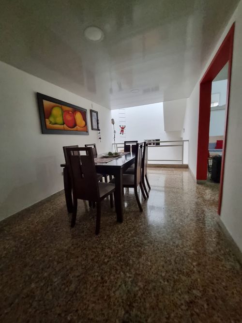 Casa de 5 alcobas en venta en Miraflores, Cali, 500 m² · foto 5 de 19