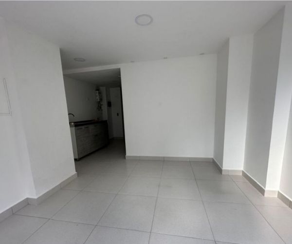 Oficina en venta en Laureles, Medellín, 25 m² · foto 2 de 20