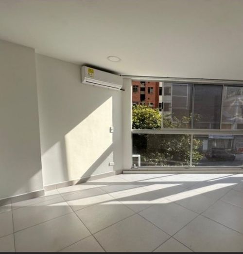 Oficina en venta en Laureles, Medellín, 25 m² · foto 6 de 20